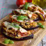 Piadelle con verdure e formaggio.