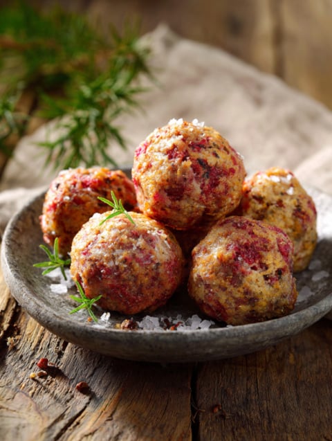 Ballenas colorate in un piatto.